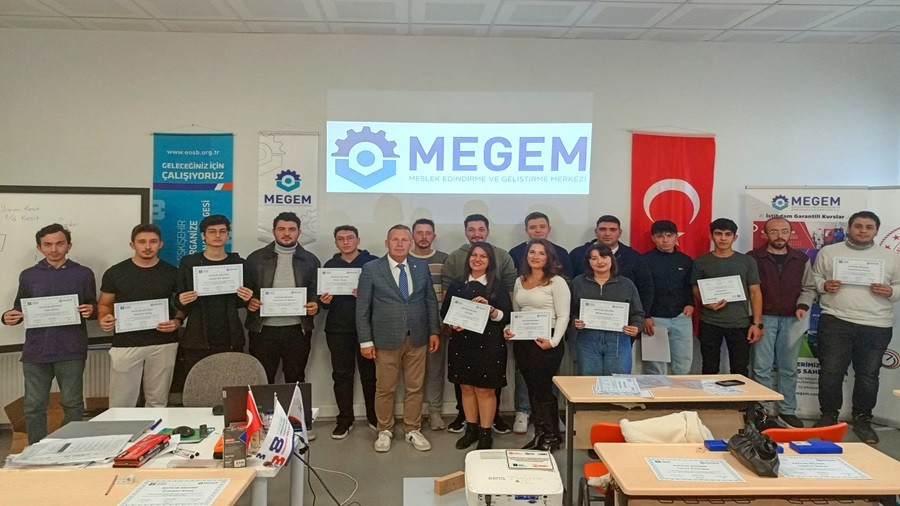 ESKEHR OSB MEGEMDE 45. DNEM MEZUNYET HEYECANI YAANDI