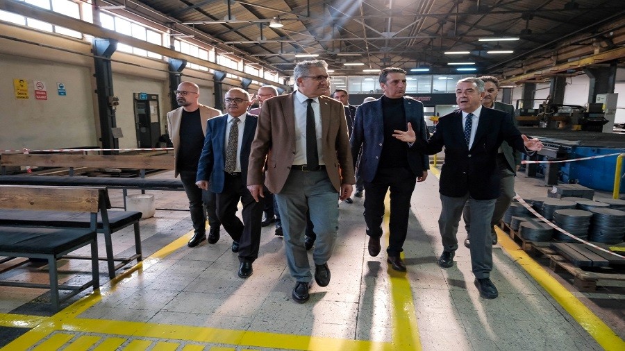 ESRAY 150 TON KAPASTEL YEN NESL AIR YK VAGONUNU TANITTI