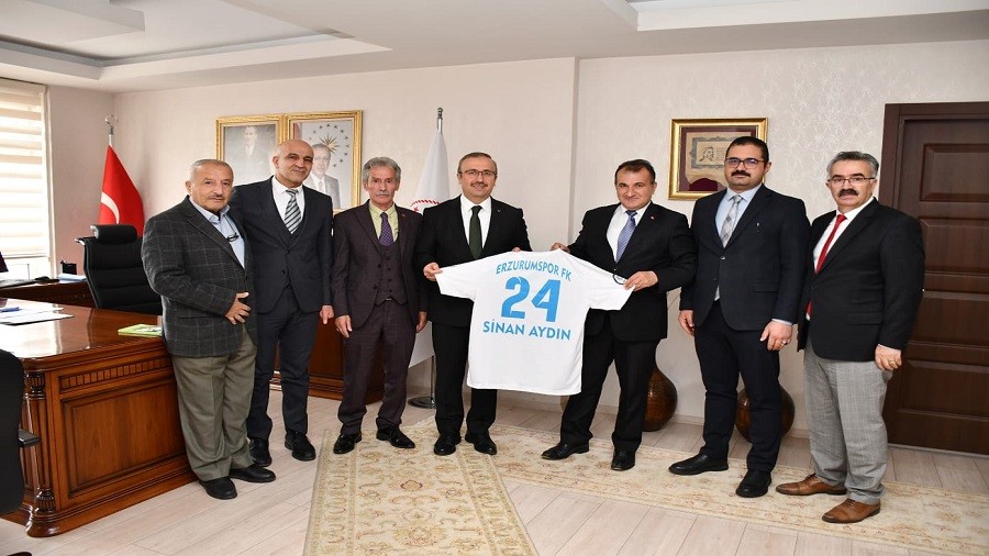 ESKERDER  KURUM Z�YARETLER�NE DEVAM ED�YOR