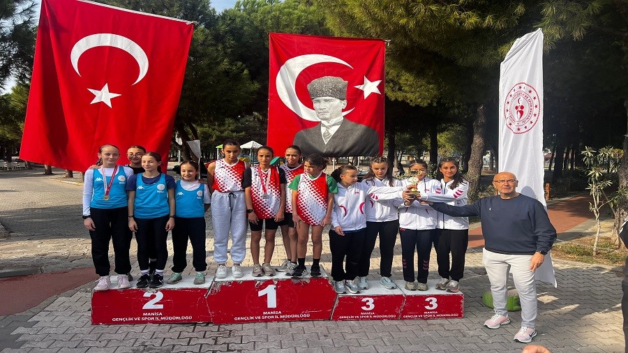 ESK��EH�R'DE ZAFER DOLU B�R HAFTA