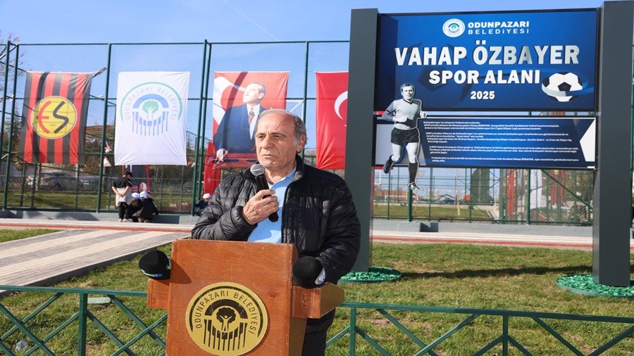 FUTBOL OYNAMAK YREK, CER VE OK BYK BR ZVER STER