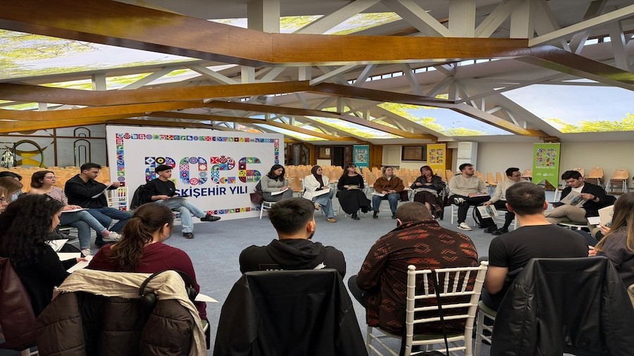 GEN�LER�N YARATICI G�C� �26ALTI26�  PROGRAMINDA BULU�UYOR