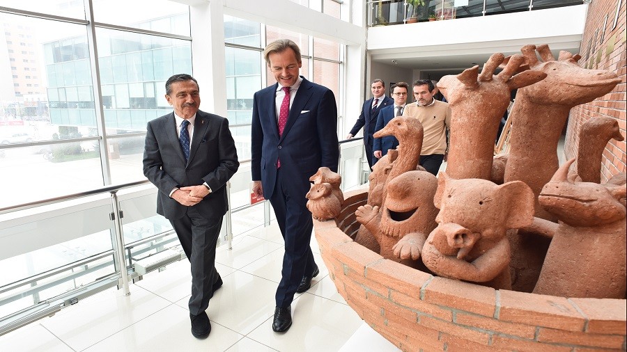 TEPEBAI SANAT DOLU VE GVENL BR KENT