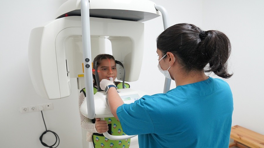 BAŞKAN ATAÇ MESLEKTAŞLARININ GÜNÜNÜ KUTLADI