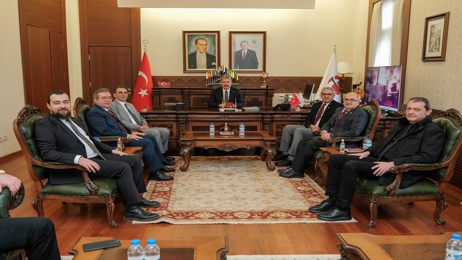 ESK��EH�R OSB�DEN VAL� DR. ERD�N� YILMAZ�A HAYIRLI OLSUN Z�YARET�