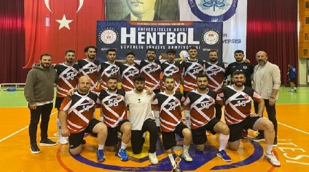 ESKEHR'DE OYNANAN FNAL MALARINDA AMPYON BELL OLDU