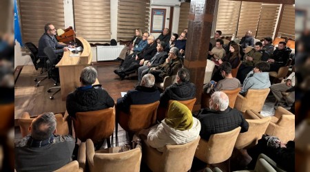 �MA�ARA DUVARLARINDAN YAPAY ZEK�YA �MGE, TEMS�L VE ANLAM�