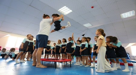 Odunpazar Belediyesinden ocuklara sporla dolu bir k