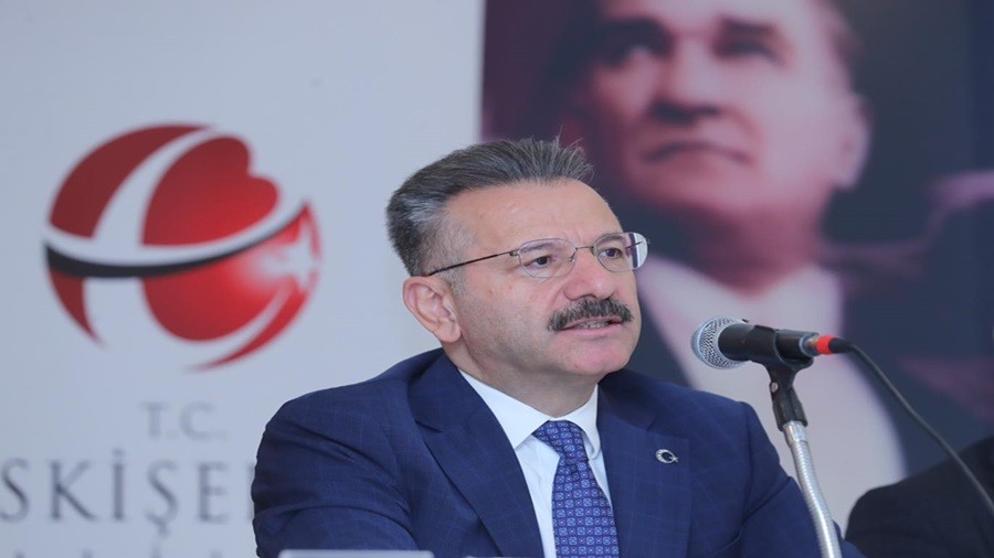 VAL� H�SEY�N AKSOY MERKEZE ALINDI