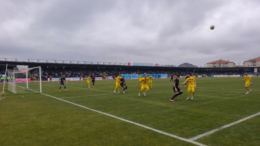 ES ES LDERDEN 1 PUAN ALDI ( 1-1)