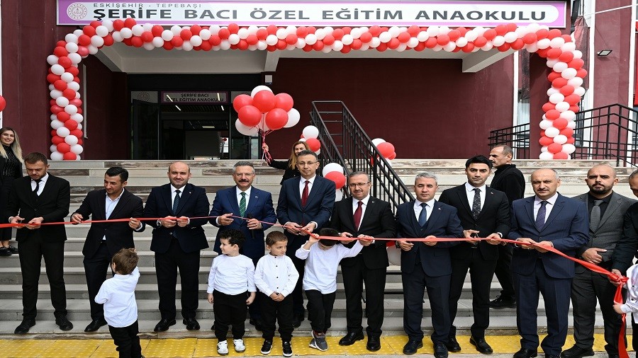 ESKEHR'E YEN OKULLAR