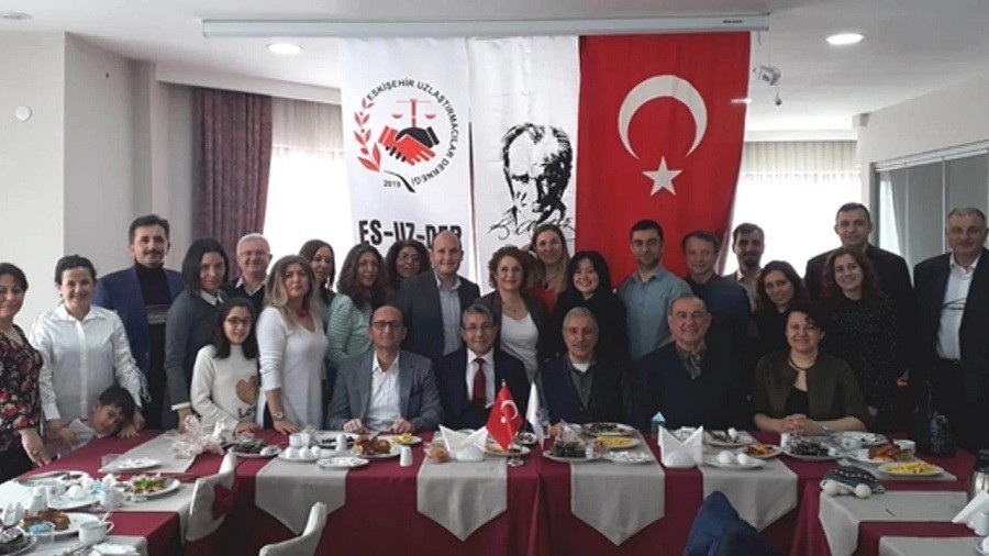 Eskiehir Uzlatrmaclar Dernei 3. Olaan Genel Kuruluna Gidiyor