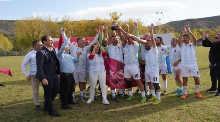 CUMHURİYET KUPASI SAHİBİNİ BULDU