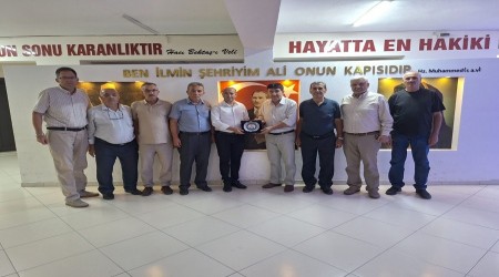 Kzl Elma Turan Derneinden, Eskiehir Cemevine ziyaret