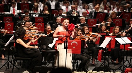 101. YILDA COKULU CUMHURYET KONSER