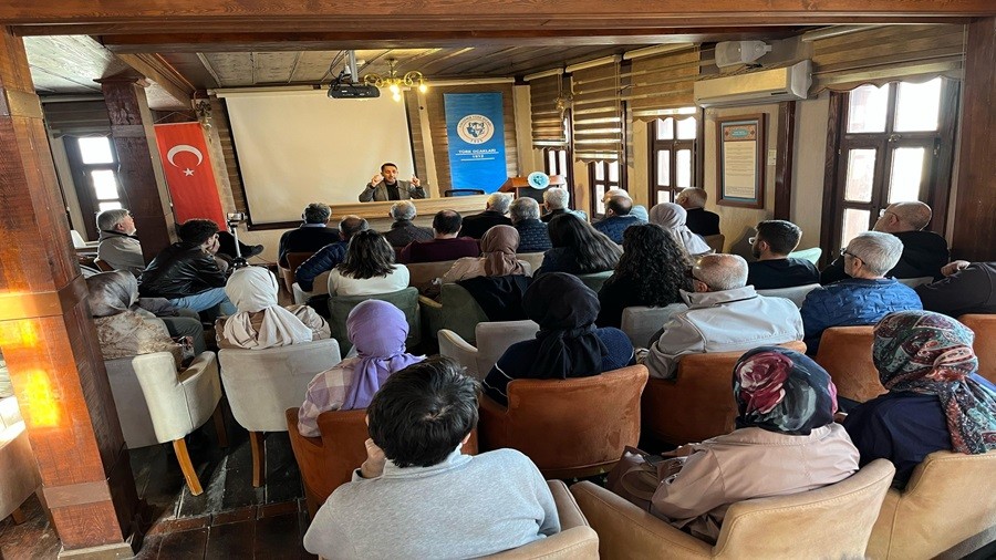 ESKEHR TRK OCAI'NDA RAMAZAN KONFERANSLARI DEVAM EDYOR 