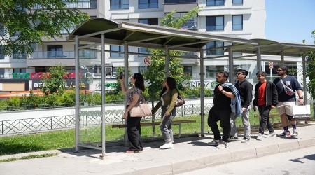 ESKEHR'DE AKILLI DURAKLAR DEVREDE