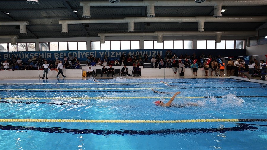 ENGELSZ KULALAR KENTPARKTA BULUTU