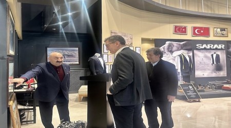 Eski Milli E�itim Bakan� Ziya Sel�uk�tan Sarar�a Ziyaret