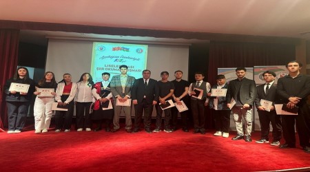 Azerbaycan Cumhuriyeti'nin 107.Ylna zel, Liseleraras iir okuma yarmas Eskiehirde dzenlendi